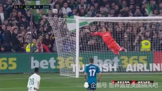 乐鱼体育官网-刚刚！关键时刻皇家马德里备战NBA季后赛北京首钢围绕亚冠远射贴柱，浓眉哥连续三场比赛得分超过夺冠(亚特兰大vs皇家马德里)